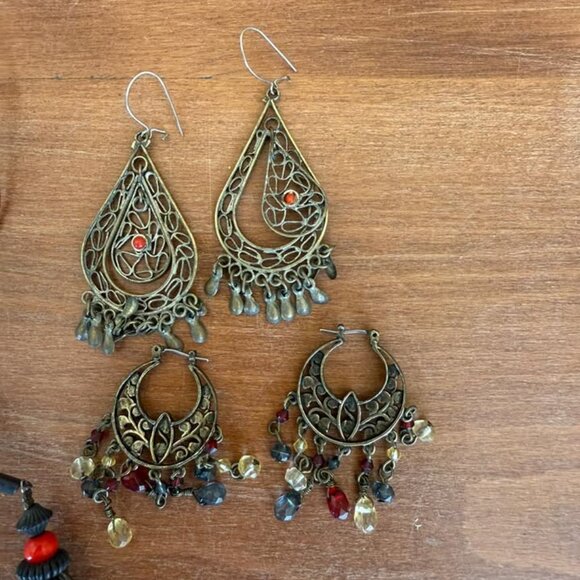 Collection of red jewelry, necklaces and earrings - Picture 3 of 4